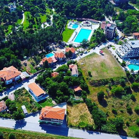 D Villa Минерални-Бани Экстерьер фото